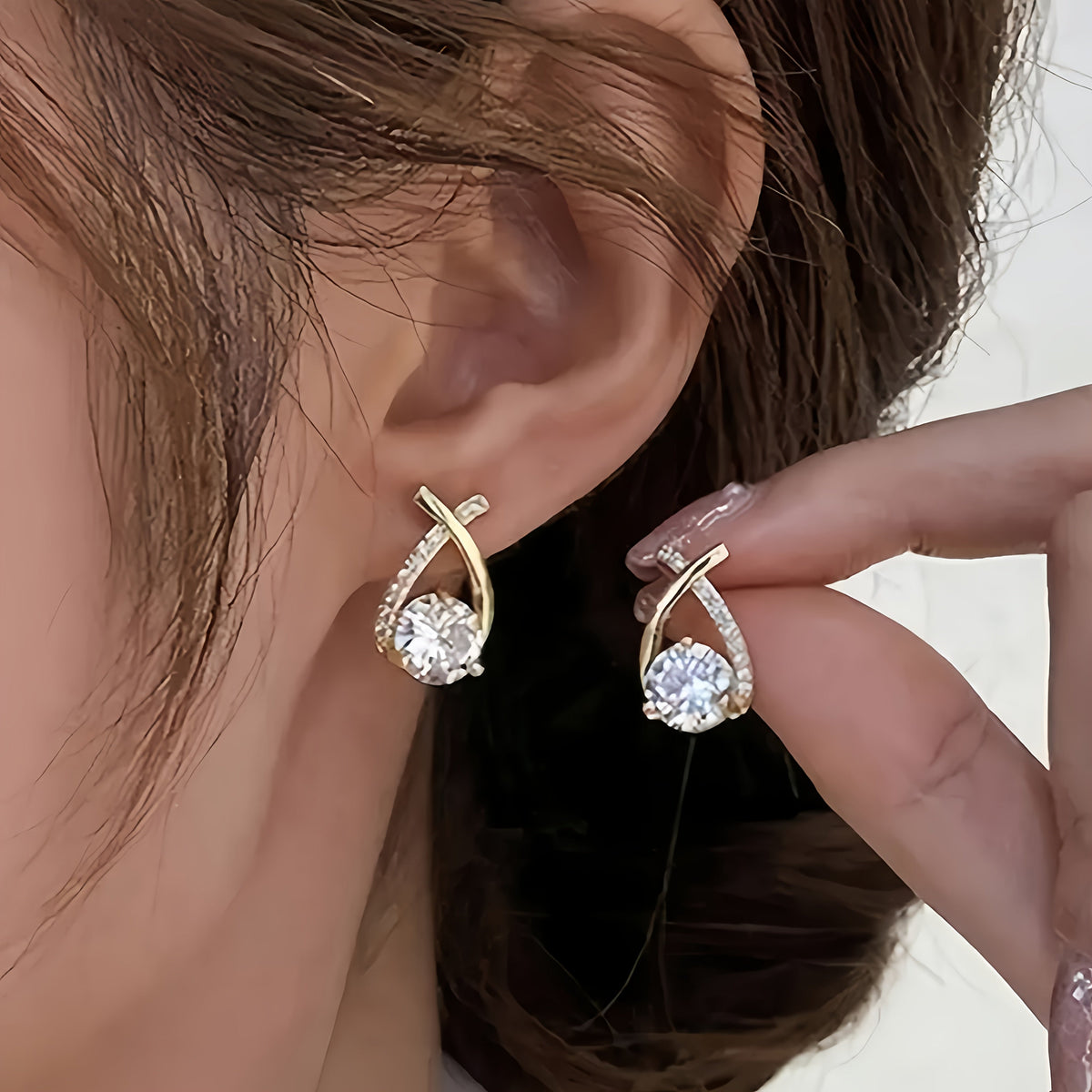 Soledad - Earrings with Golden Cross and Zirconia