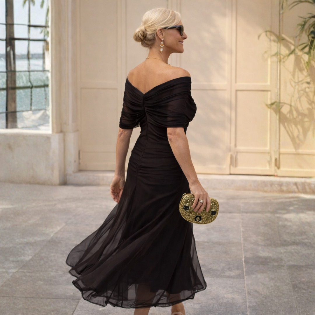 Mikaela | Long Dress with Off-the-Shoulder Sleeves