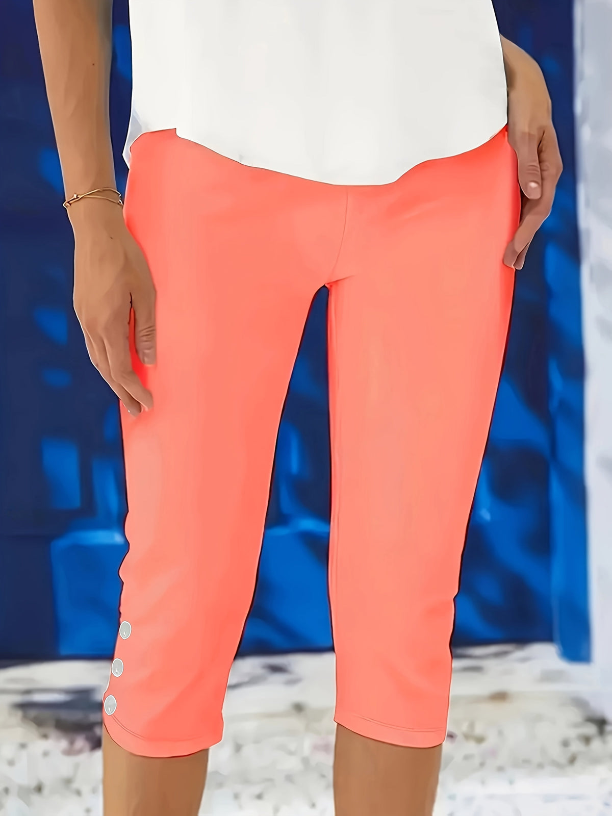 Clara | Stretch Capri Trousers – Wells & Rose