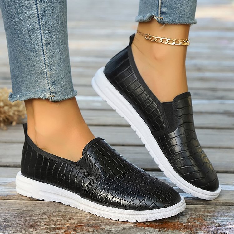 Petra | Stylish Moccasins