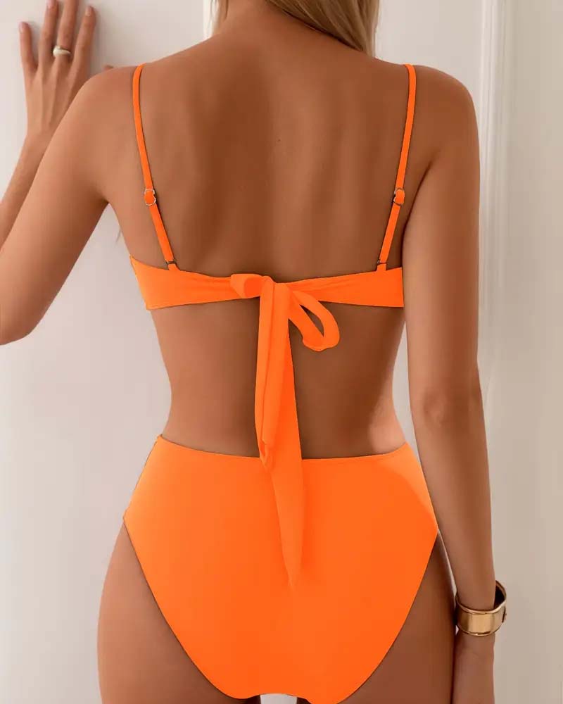 Alejandra | Sexy and Trendy Two-Piece Bikini