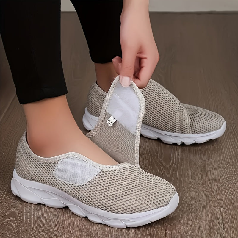 Els – Wide-Fit Comfort Shoe with Adjustable Lacing
