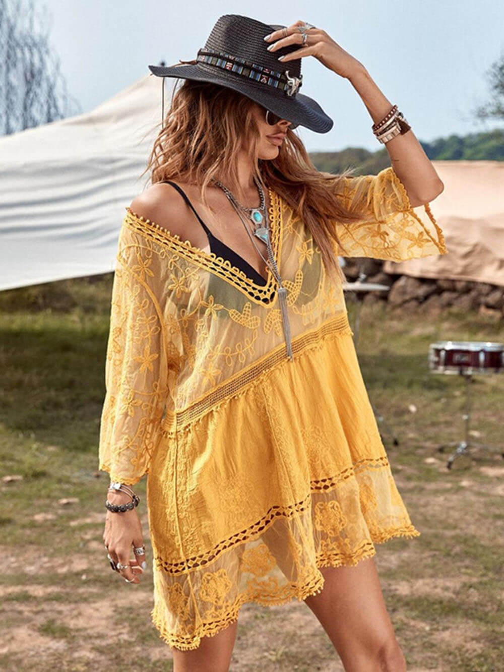 Selene | Openwork Beach Cover-Up – Wells & Rose