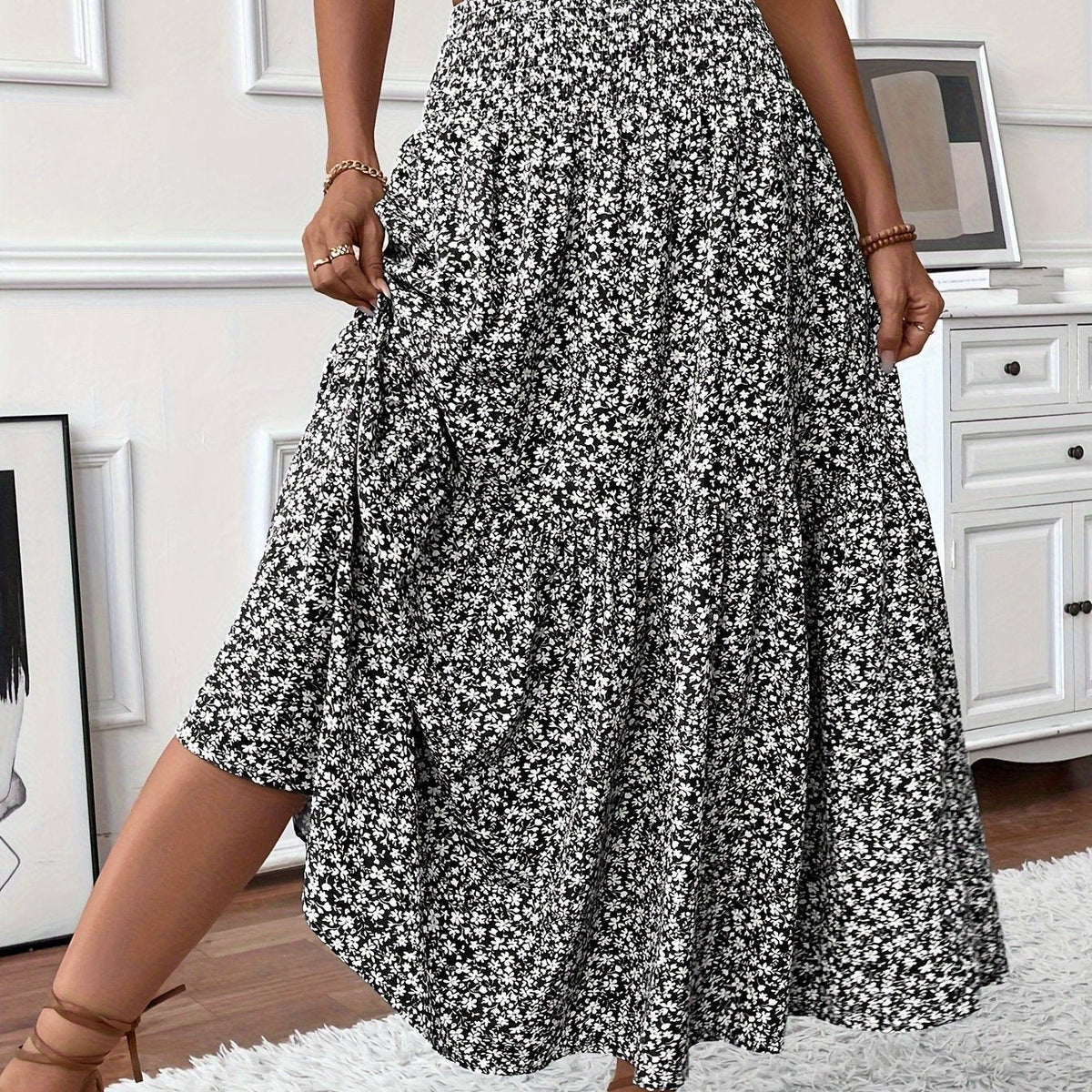 Elowen | Ditsy Floral Midi Skirt – Wells & Rose