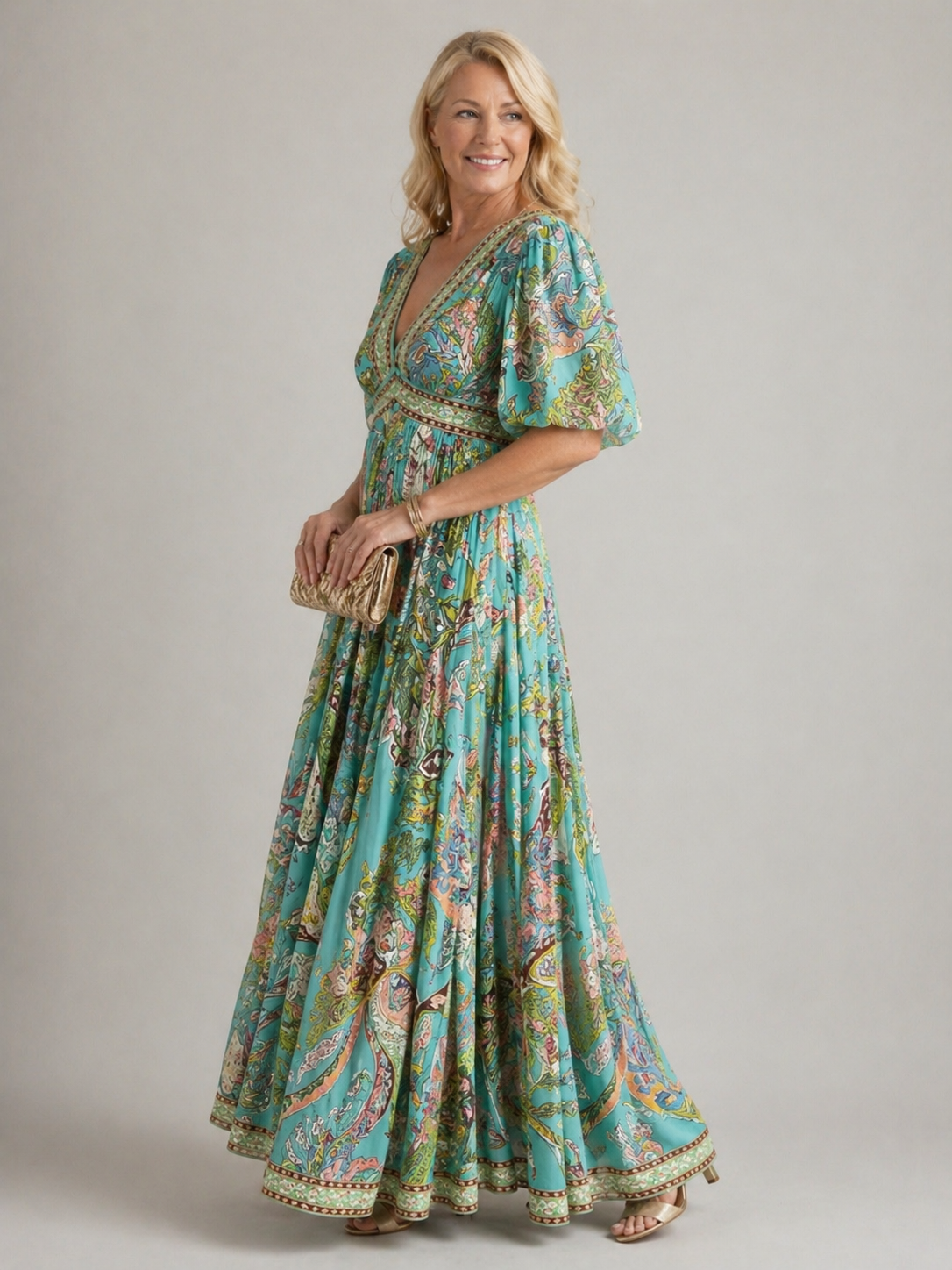 Ellis & Johnson™ | Airy maxi dress with puff sleeves and V-neck