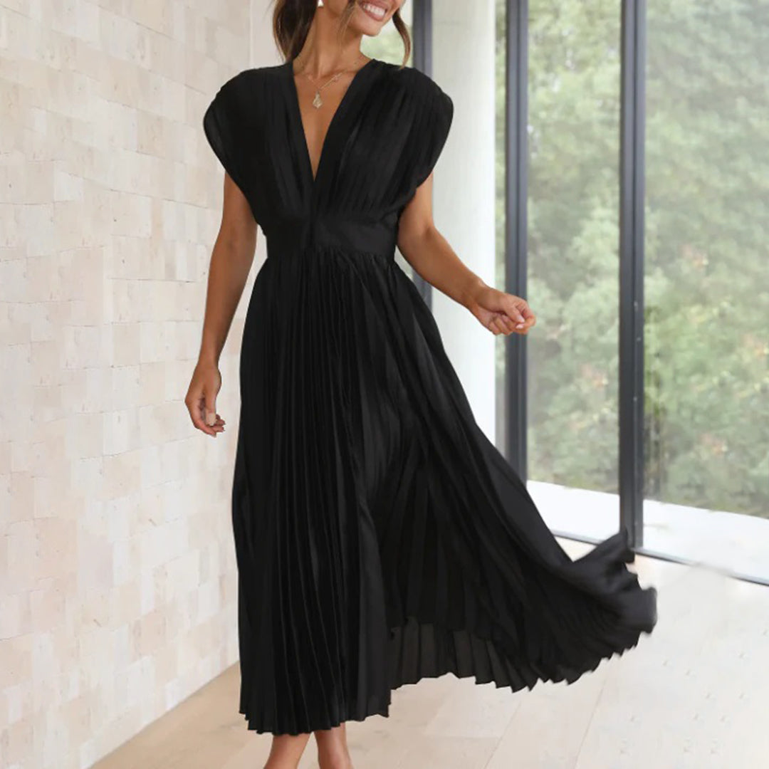 Ellis & Johnson™ | Timeless Pleated Midi Dress