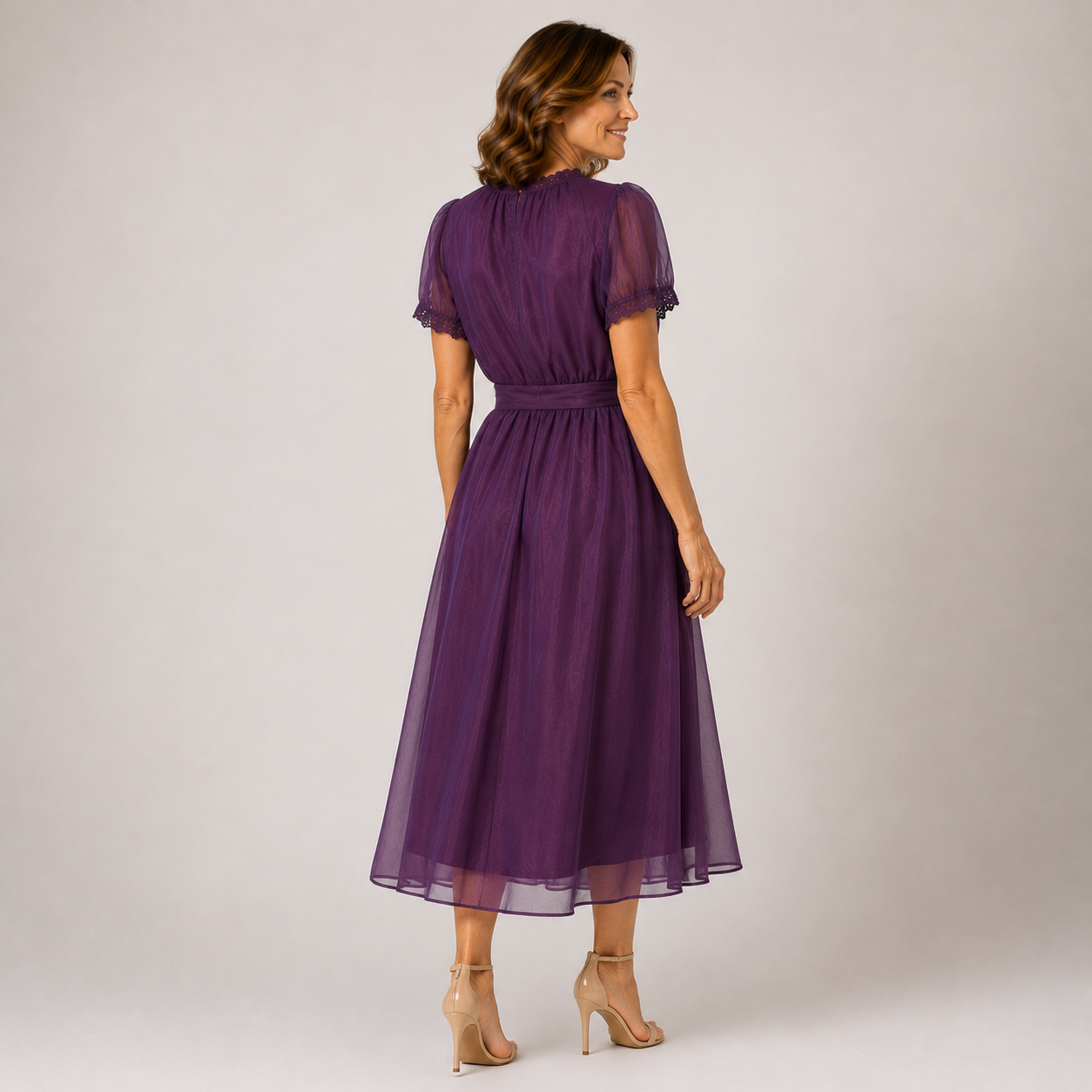Flavia | Maxi Dress with Drop Neckline and Chiffon Lace Trim