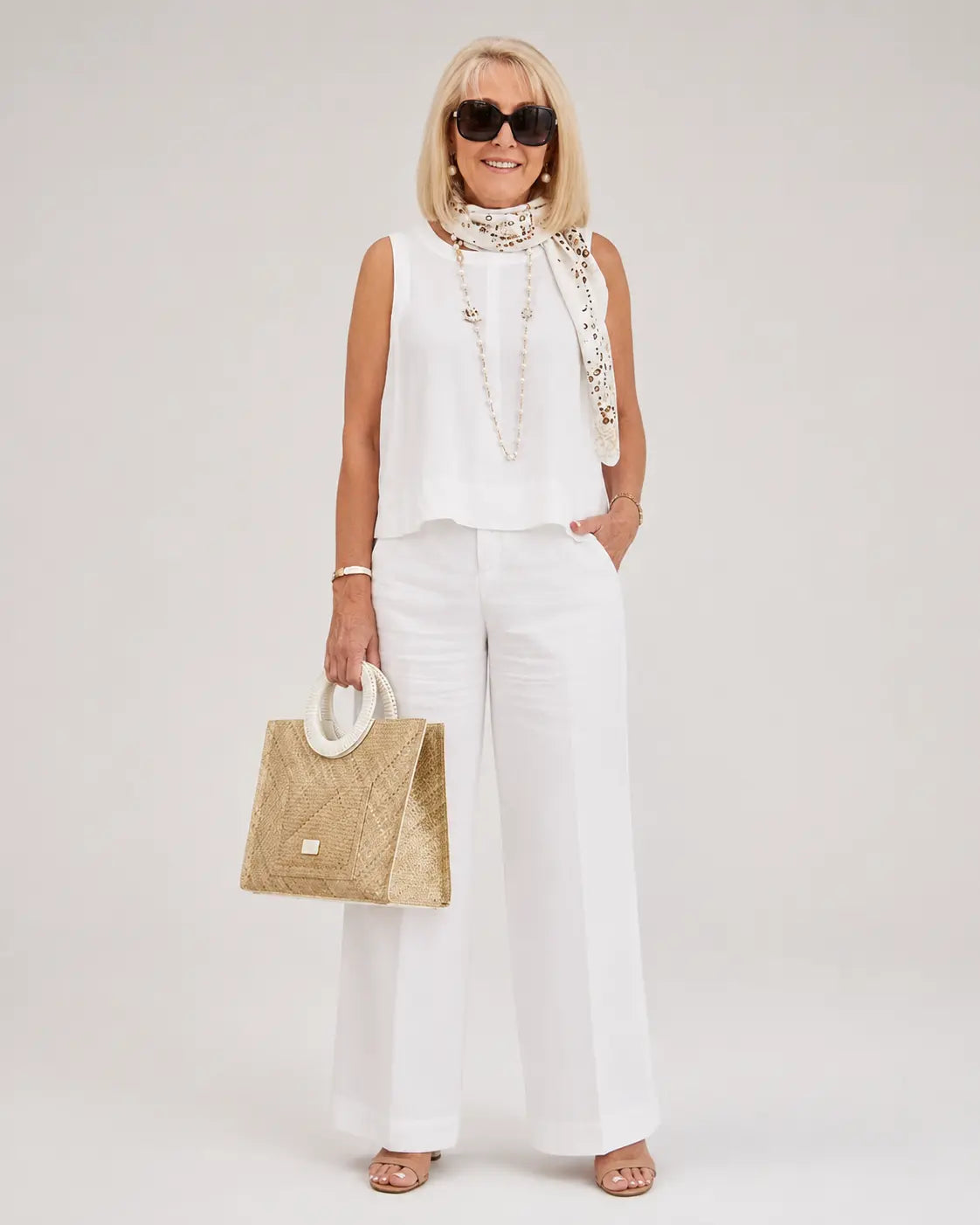 Trinidadâ„¢ | White Set Blouse and Wide Pants