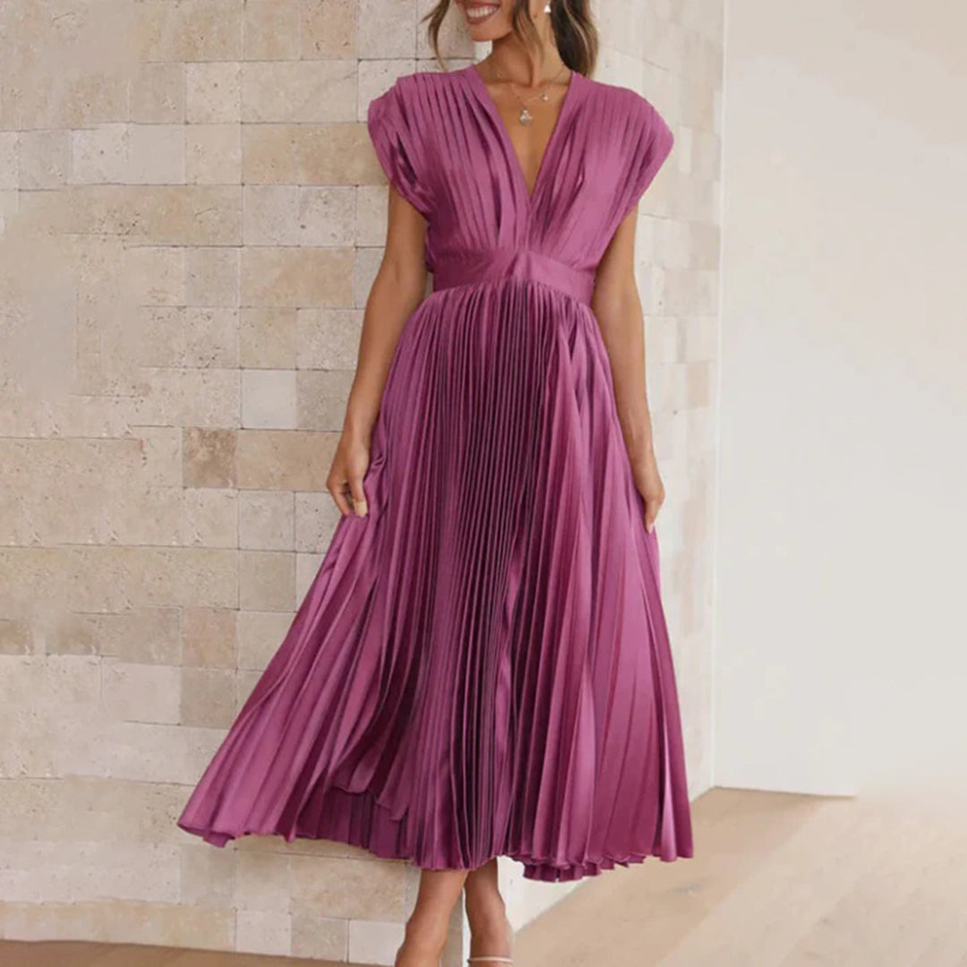 Ellis & Johnson™ | Timeless Pleated Midi Dress