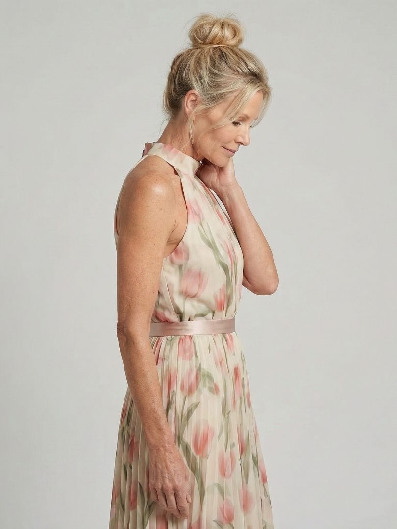 Ellis & Johnson™ | Halter Neck Floral Midi Dress