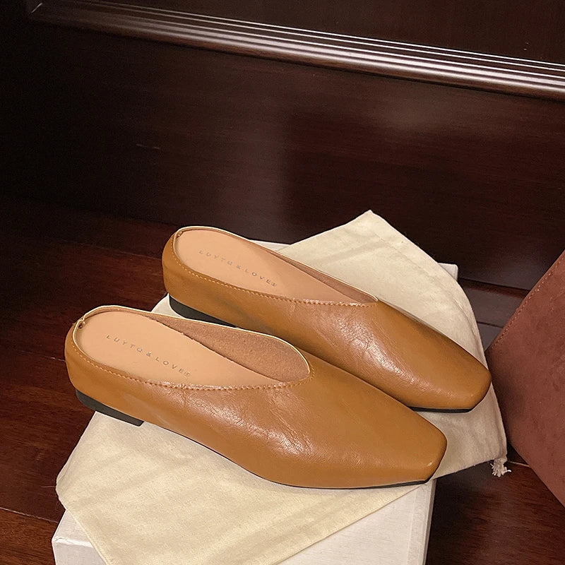 Lyra | Stylish Mules