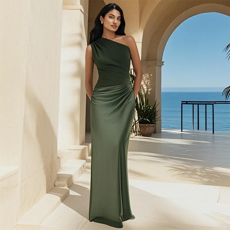 Ellis & Johnson™ | Maxi Dress with a Guilt in Satin