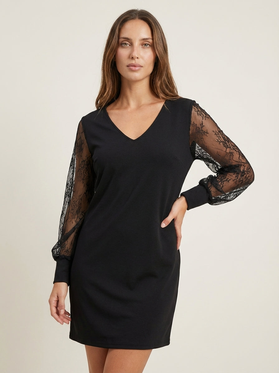 Eva - Elegant Lace Dress with V-Neck