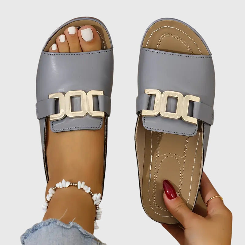 Catherine | Comfortable sandals with buckle