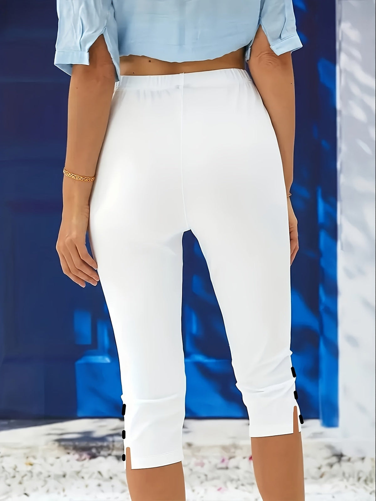 Clara | Stretch Capri Trousers – Wells & Rose