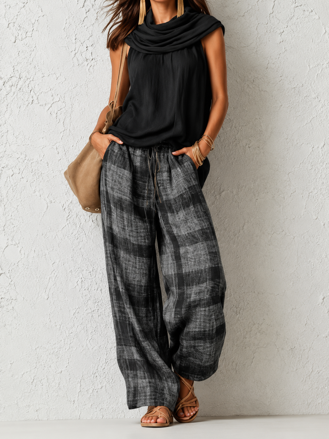 Comfortable and Elegant Natural Set Black