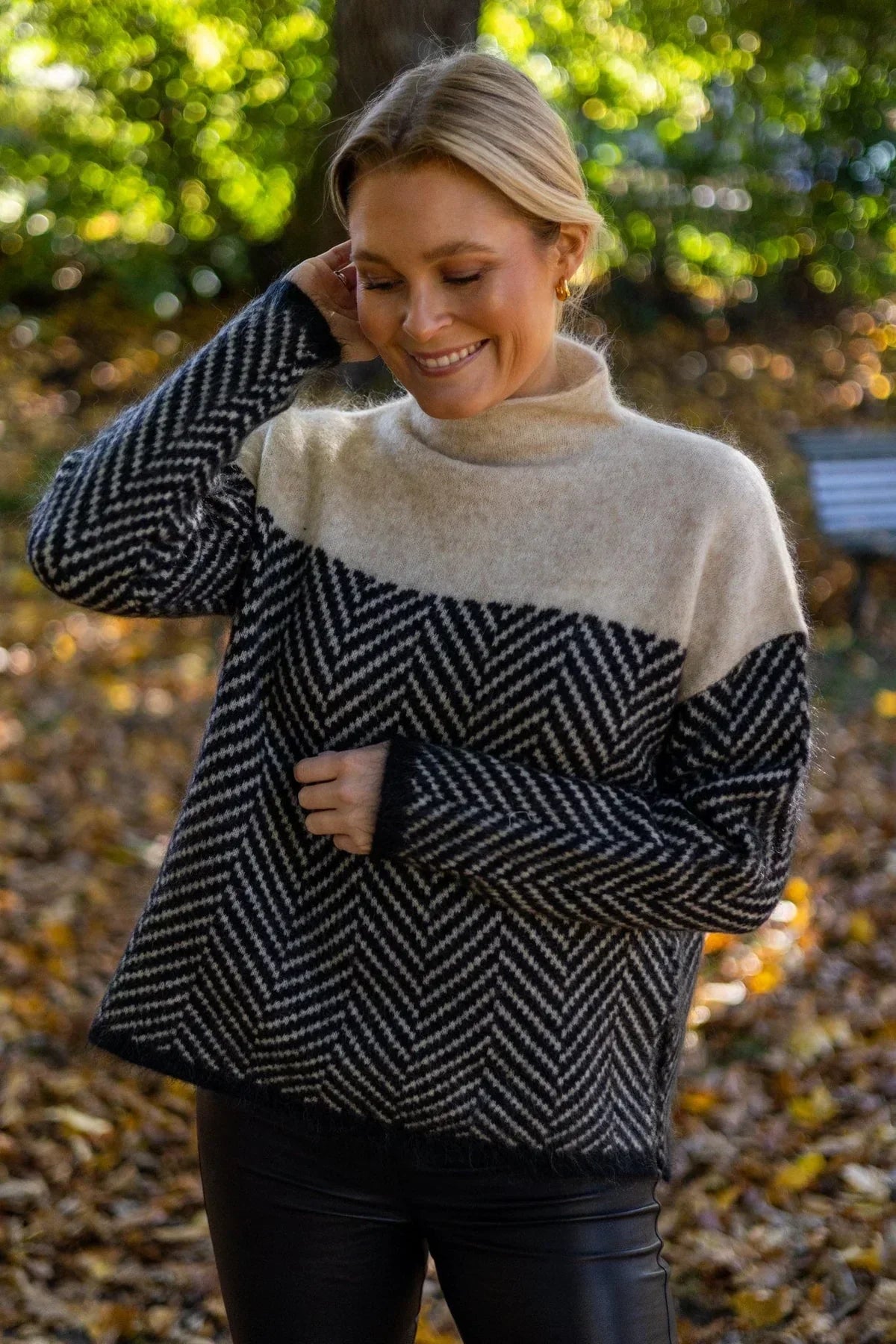 Adelie | Fine Knit Turtleneck – Wells & Rose