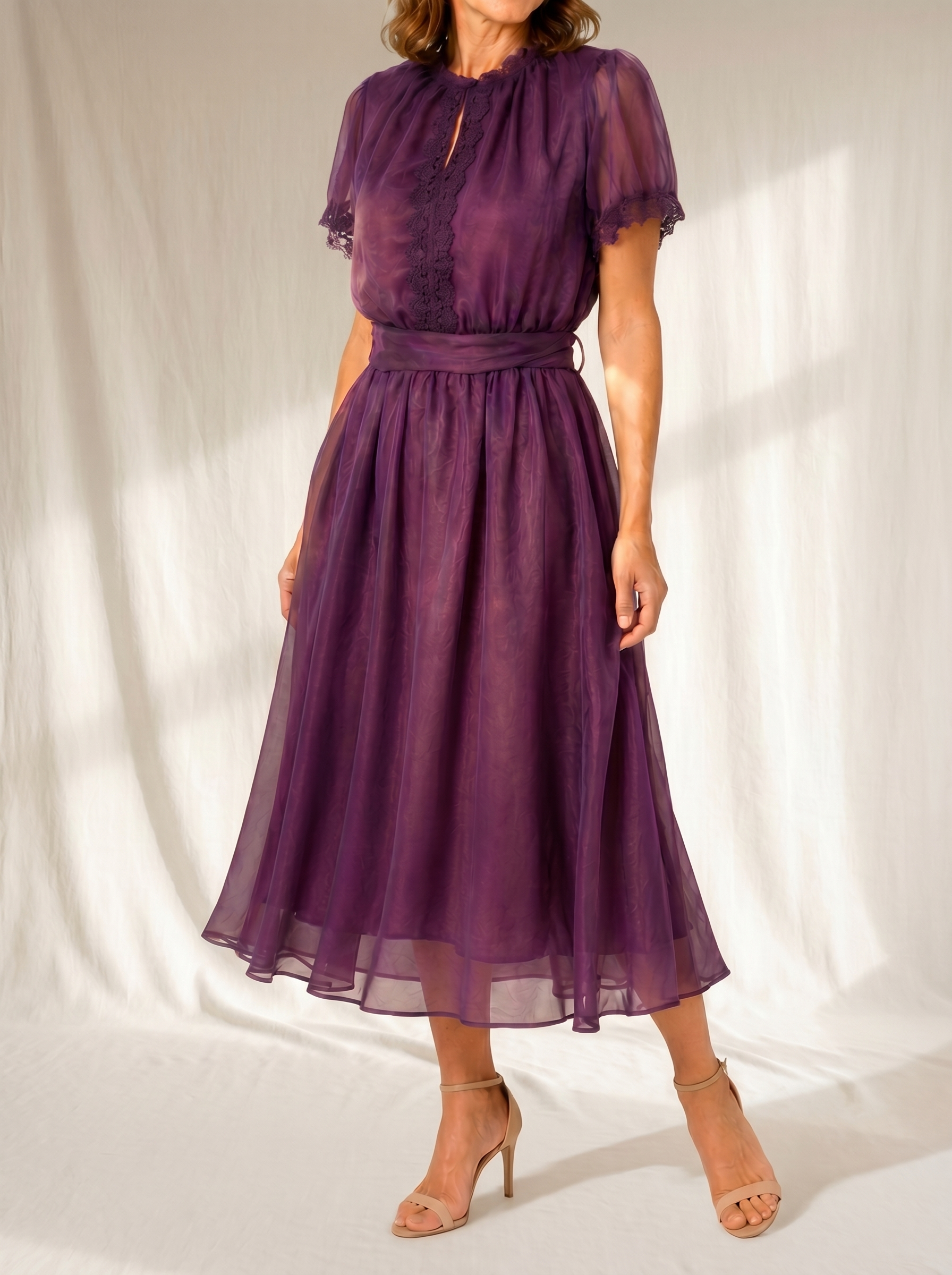 Flavia | Maxi Dress with Drop Neckline and Chiffon Lace Trim
