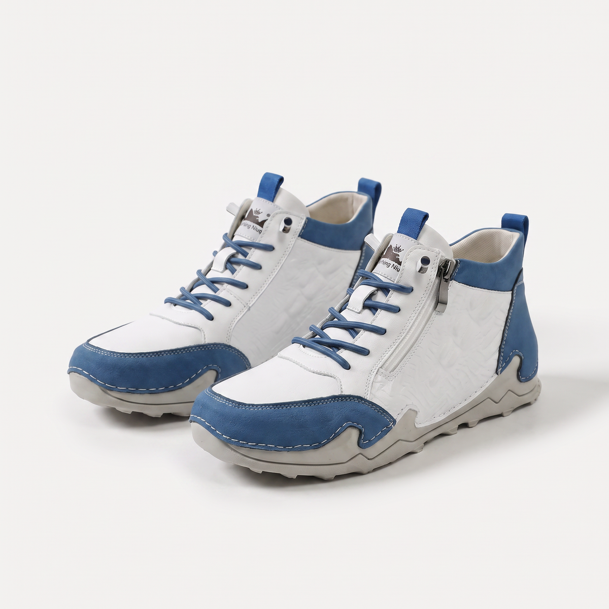 Lotte – Comfortable Zip Sneaker for Every Day