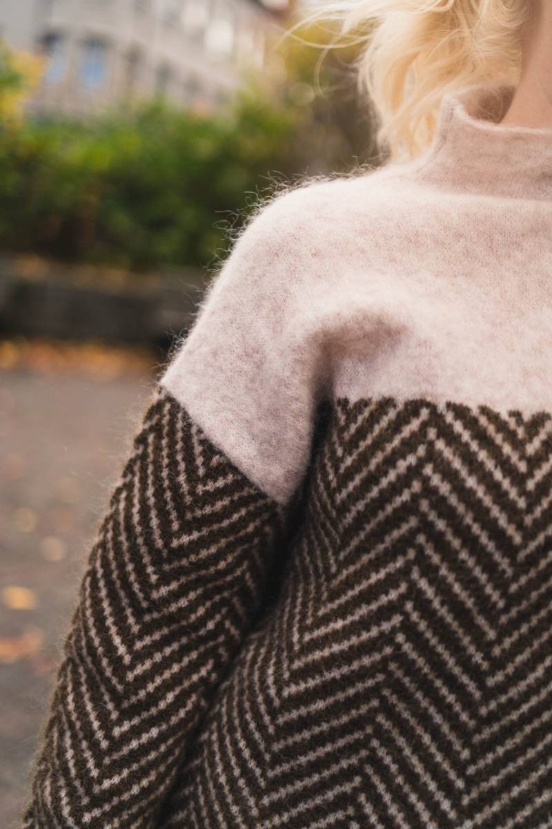 Adelie | Fine Knit Turtleneck – Wells & Rose