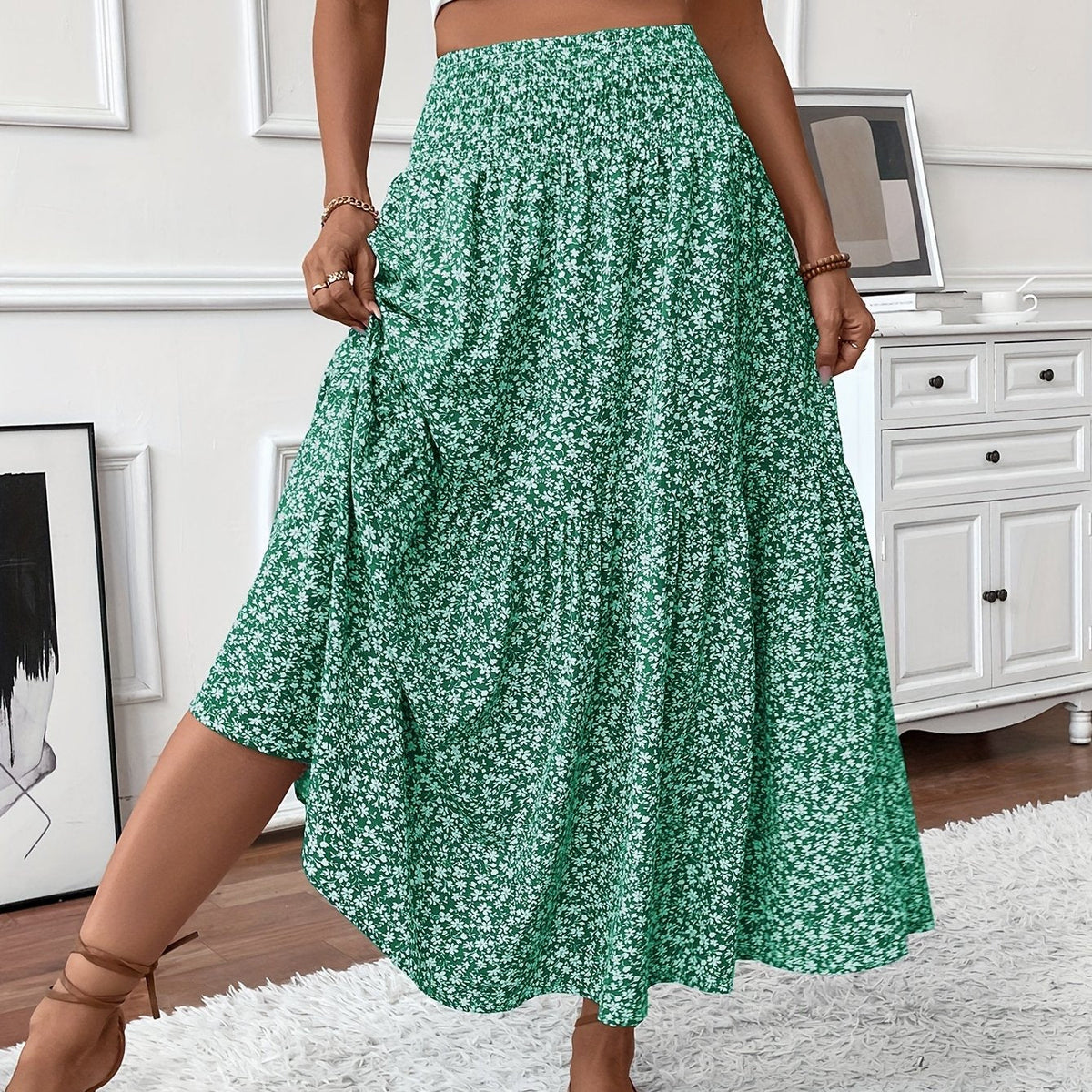 Elowen | Ditsy Floral Midi Skirt – Wells & Rose
