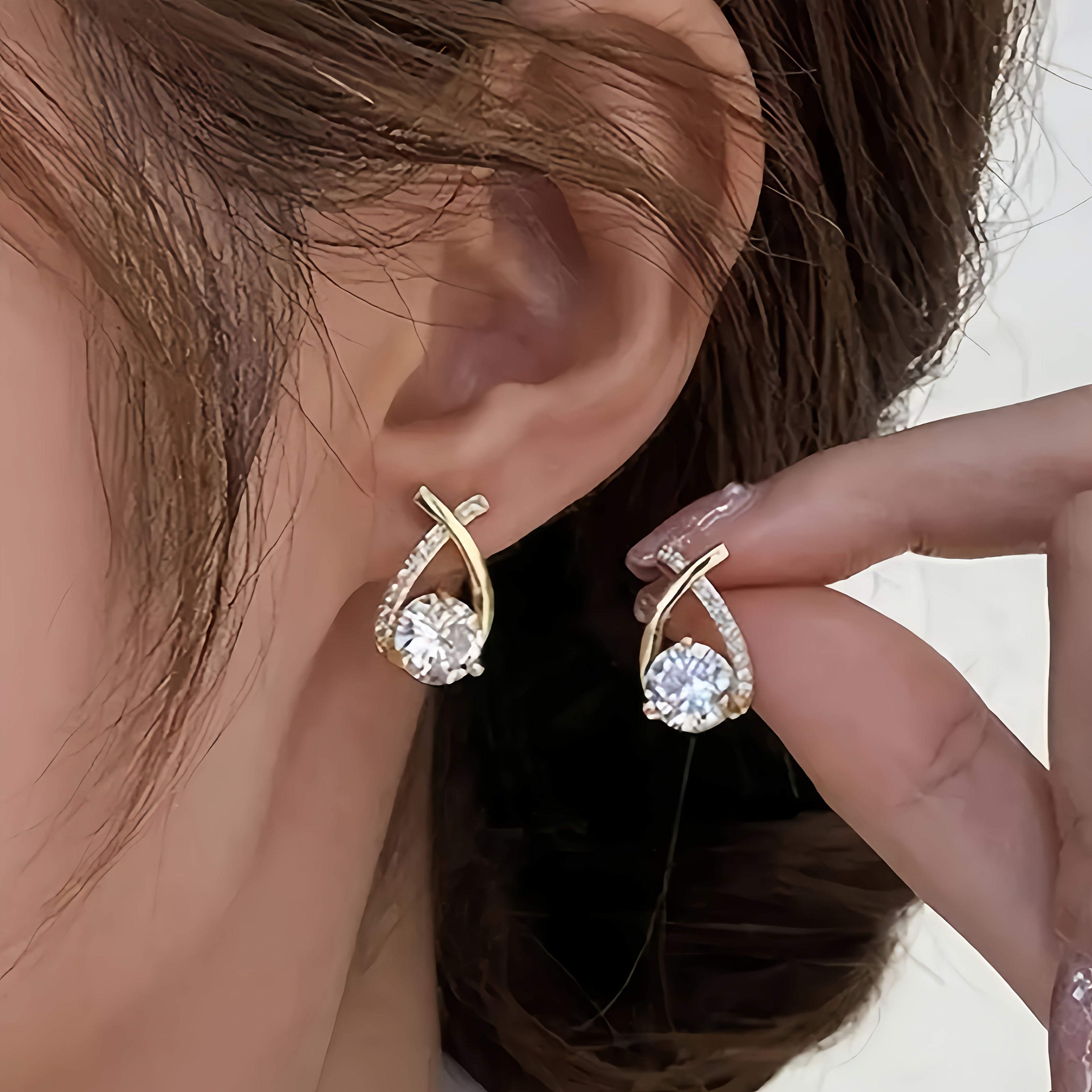 Soledad - Earrings with Golden Cross and Zirconia