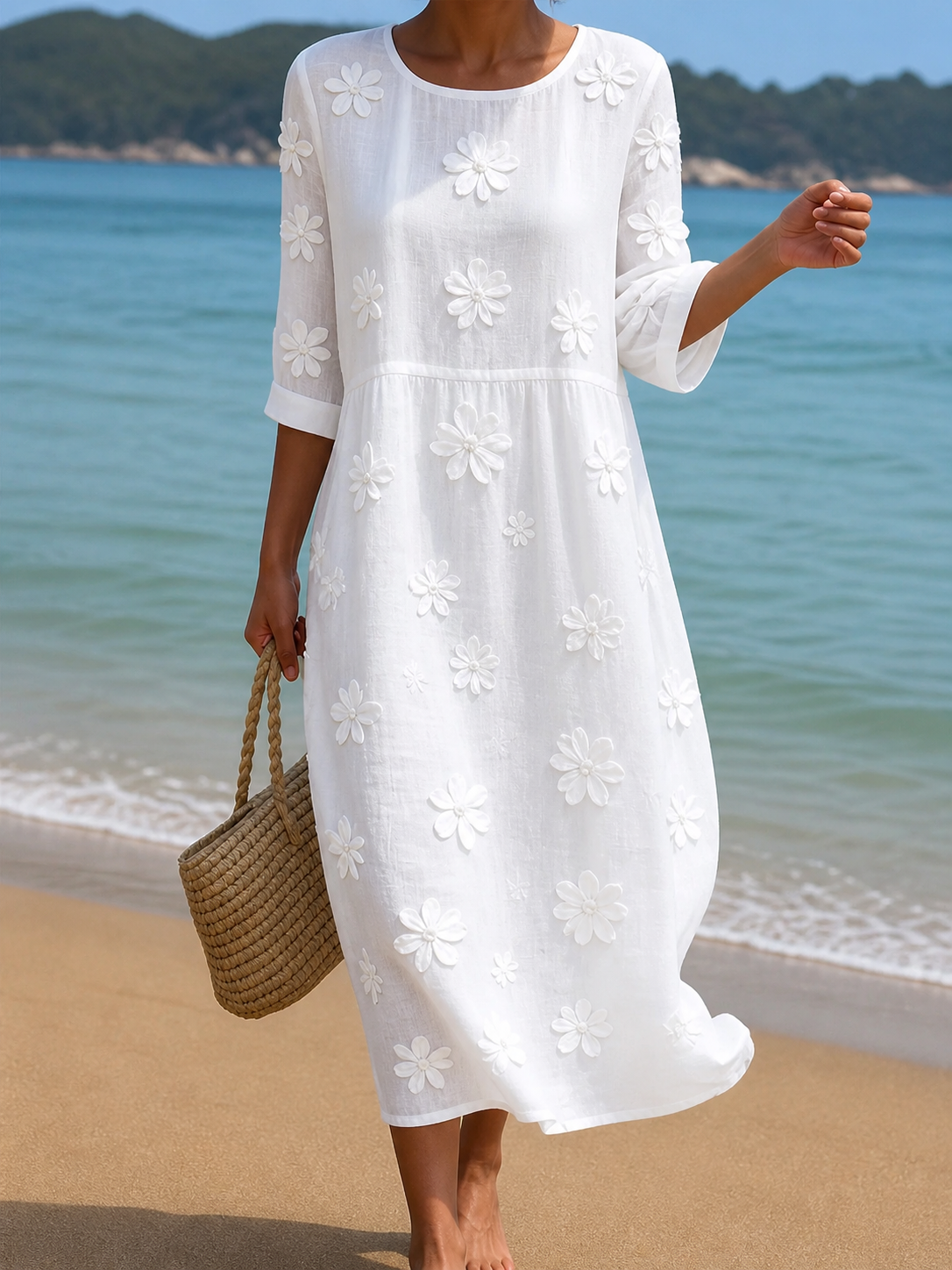 Casual women's dress with floral print