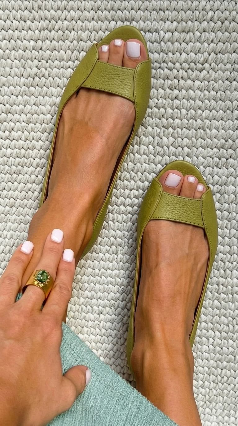 Naya - Golden Comfort Chic Sandals