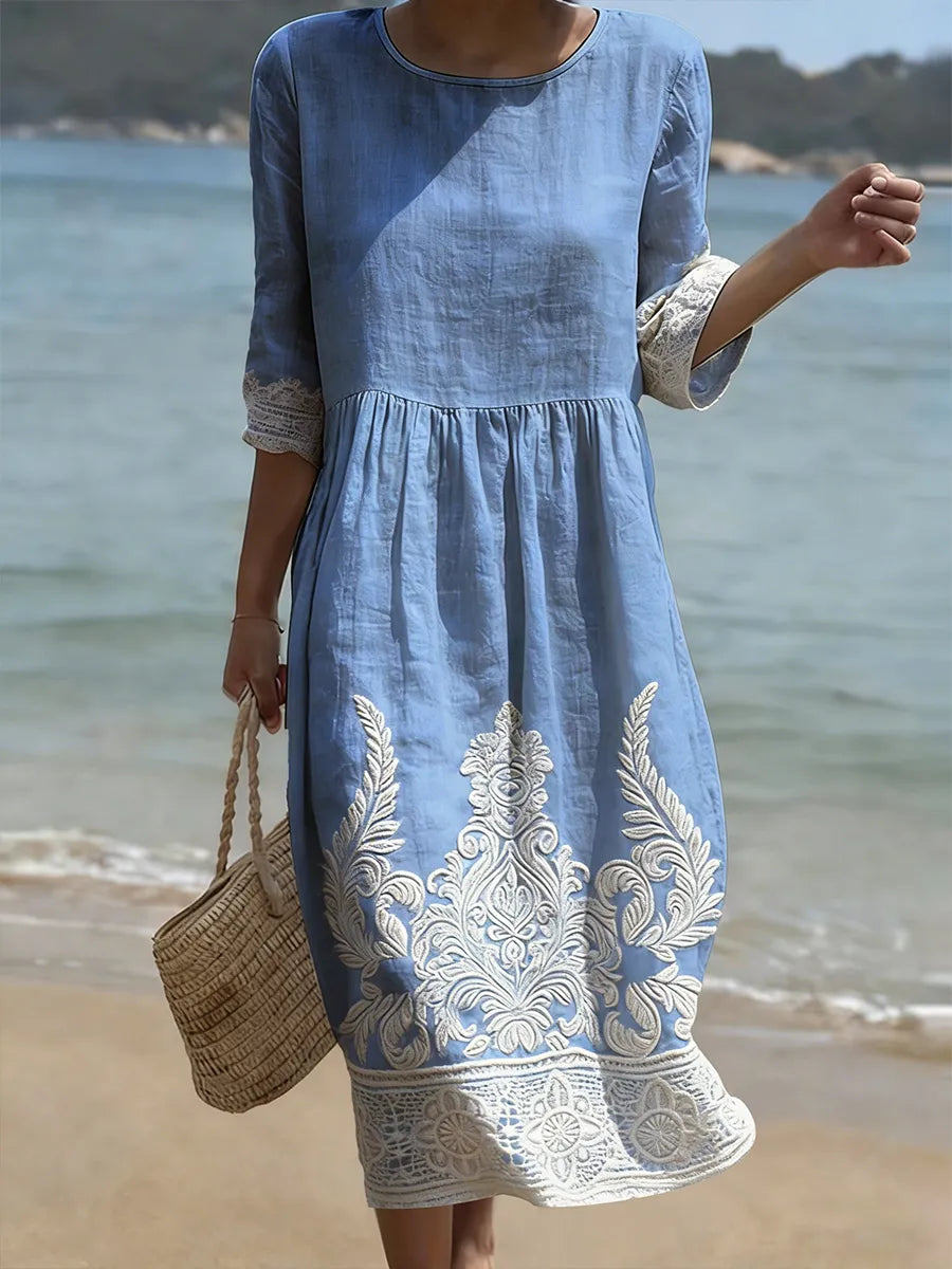 Casual women's dress with floral print