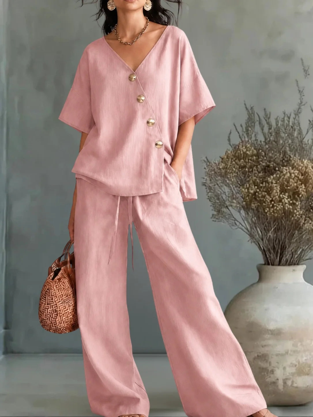 Greta | Complete V-Neck with Buttons