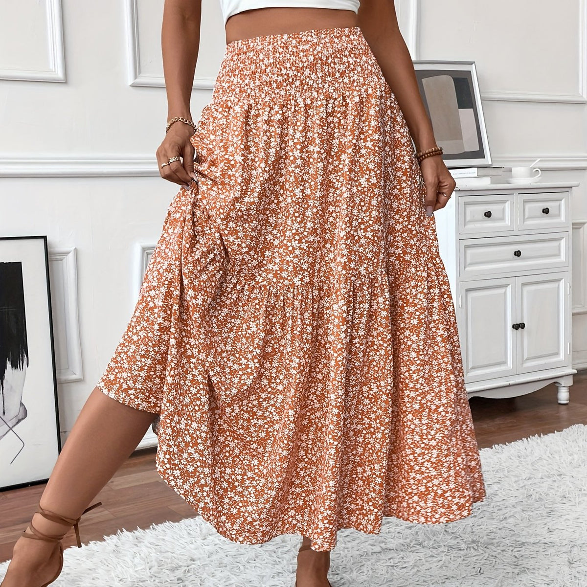 Elowen | Ditsy Floral Midi Skirt – Wells & Rose