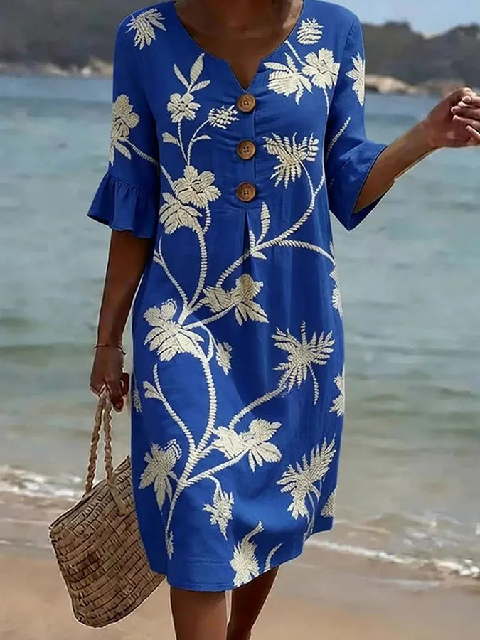 Casual women's dress with floral print