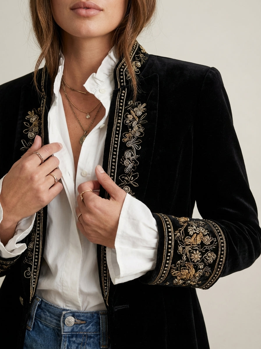 Nuria - Elegant Velvet Jacket
