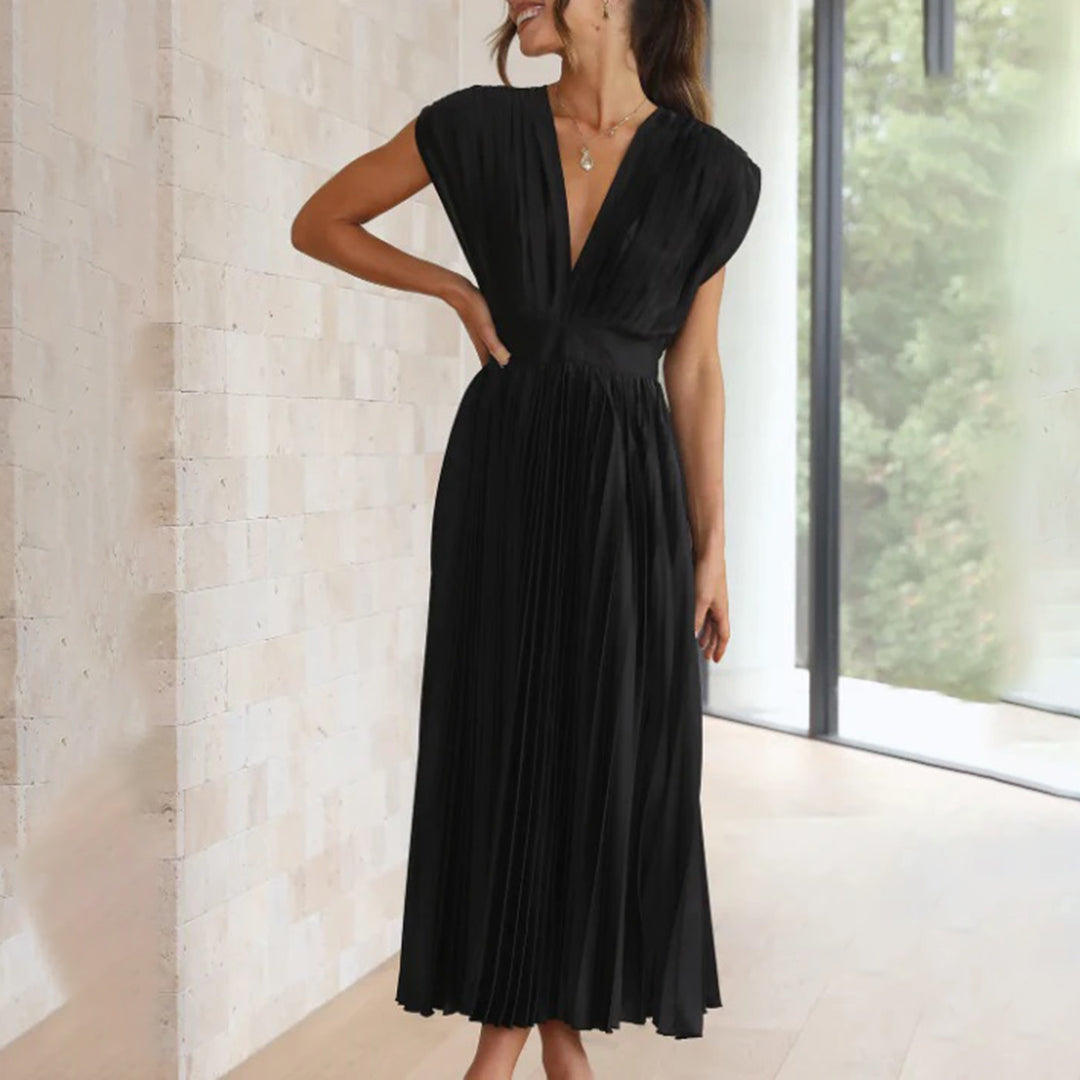 Ellis & Johnson™  | Timeless Pleated Midi Dress