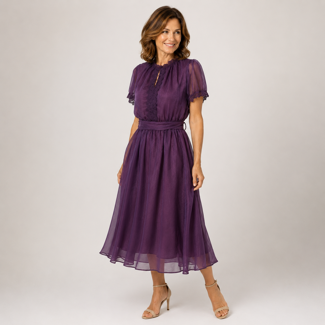 Flavia | Maxi Dress with Drop Neckline and Chiffon Lace Trim