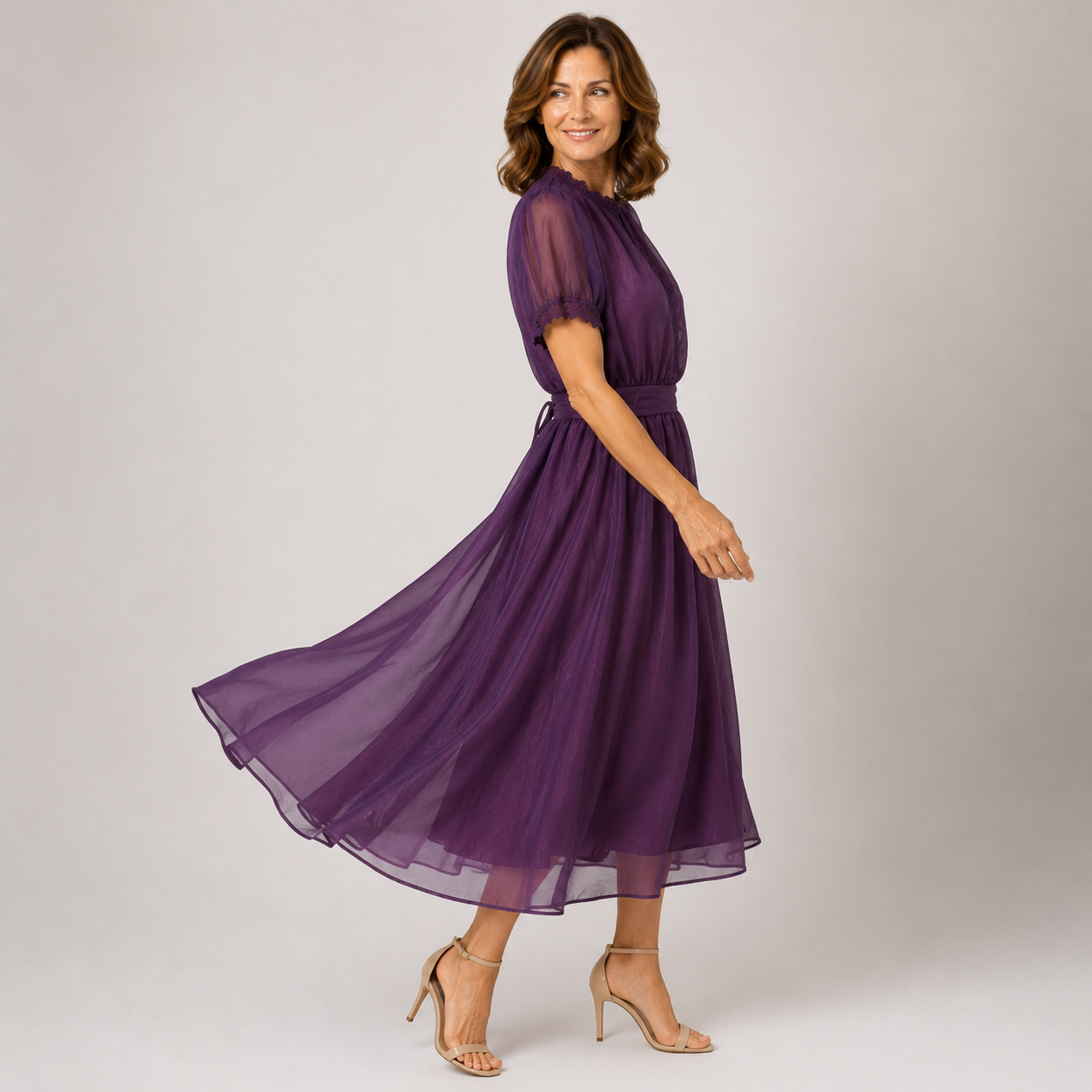 Flavia | Maxi Dress with Drop Neckline and Chiffon Lace Trim