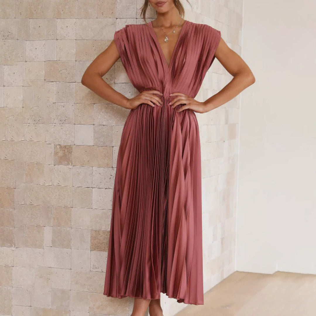 Ellis & Johnson™  | Timeless Pleated Midi Dress