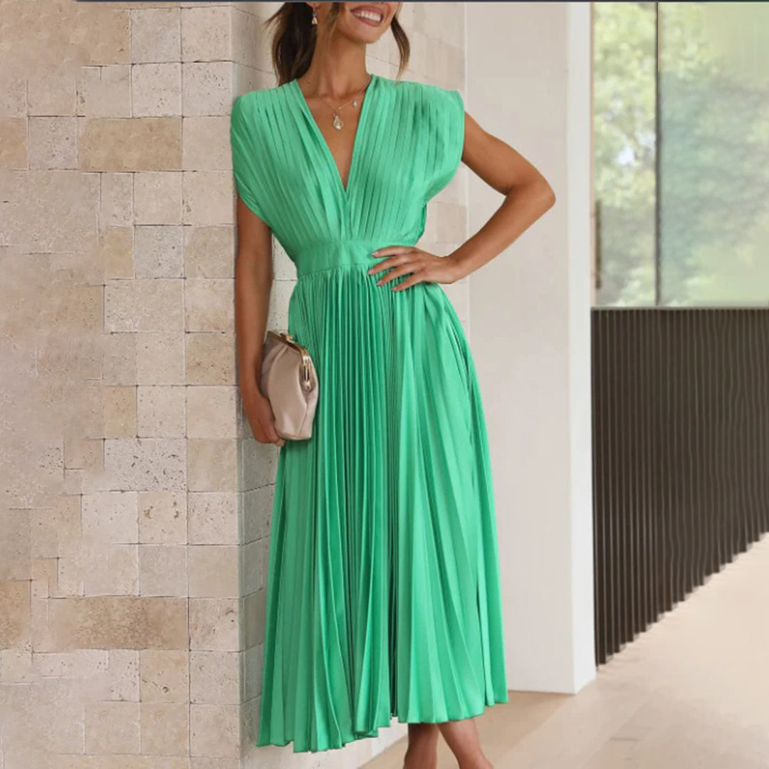 Ellis & Johnson™  | Timeless Pleated Midi Dress