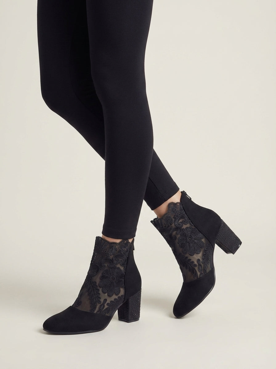 LUCINDA | Lace Ankle Boots with Block Heel – Wells & Rose