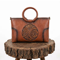 Luciana’s Carved Detail | Handbag