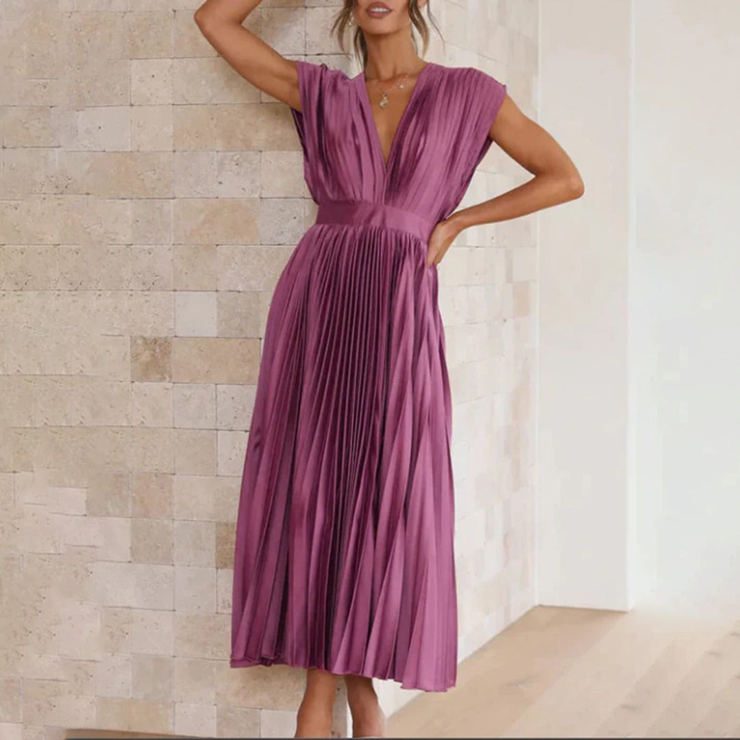 Ellis & Johnson™  | Timeless Pleated Midi Dress