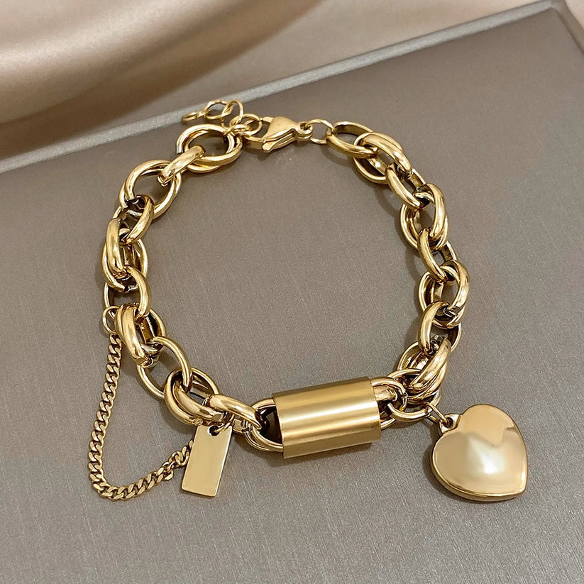 Guadalupe - Bracelet with Golden Heart Pendant