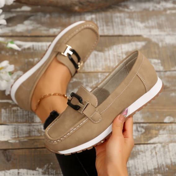 Emily - Connected Chain Loafers