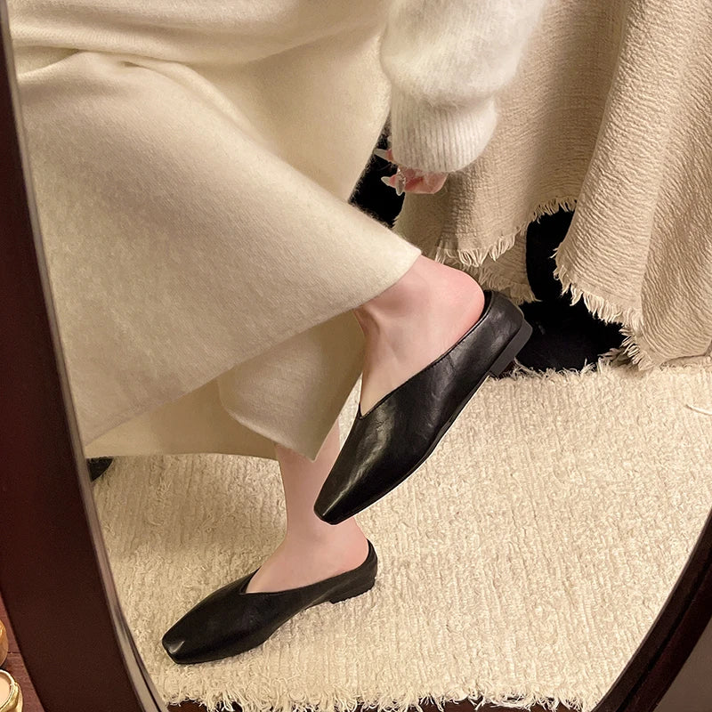 Lyra | Stylish Mules