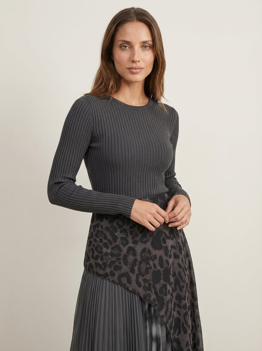 Clara - Long Leopard Dress