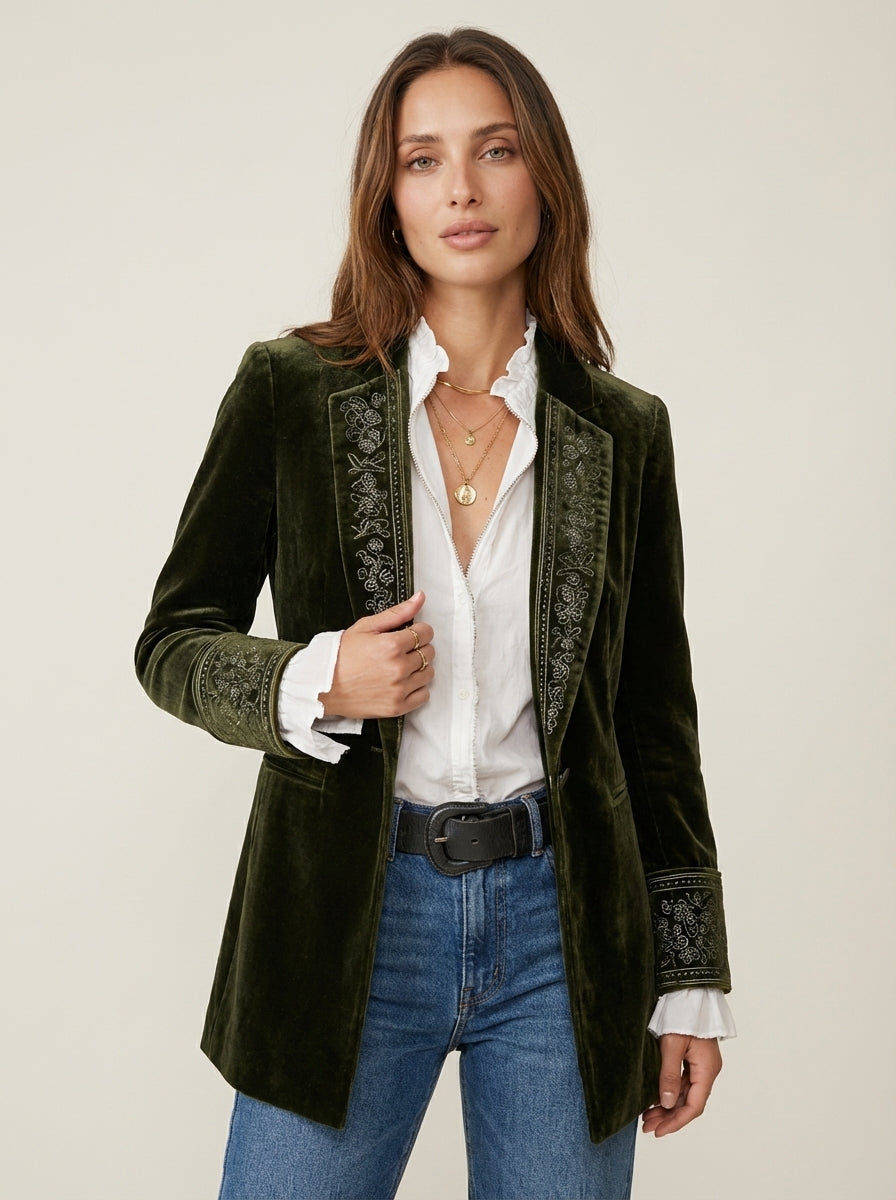 Nuria - Elegant Velvet Jacket
