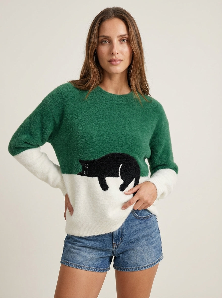 Luna - Women's Sweatshirt with Cat Graphic