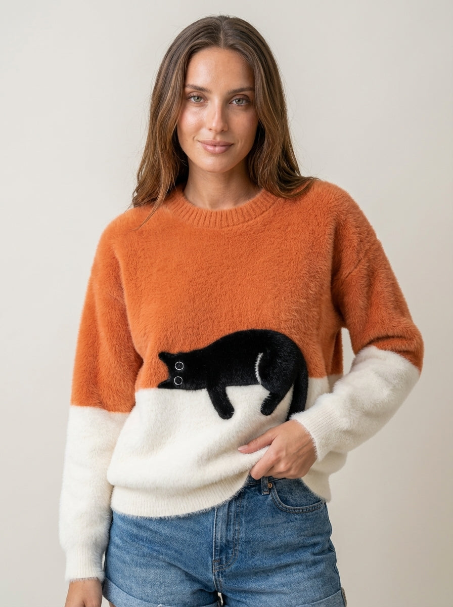 Luna - Women's Sweatshirt with Cat Graphic