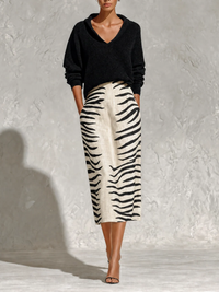 Black Collar Knit Top And Zebra Linen Midi Skirt Two‑Piece Set