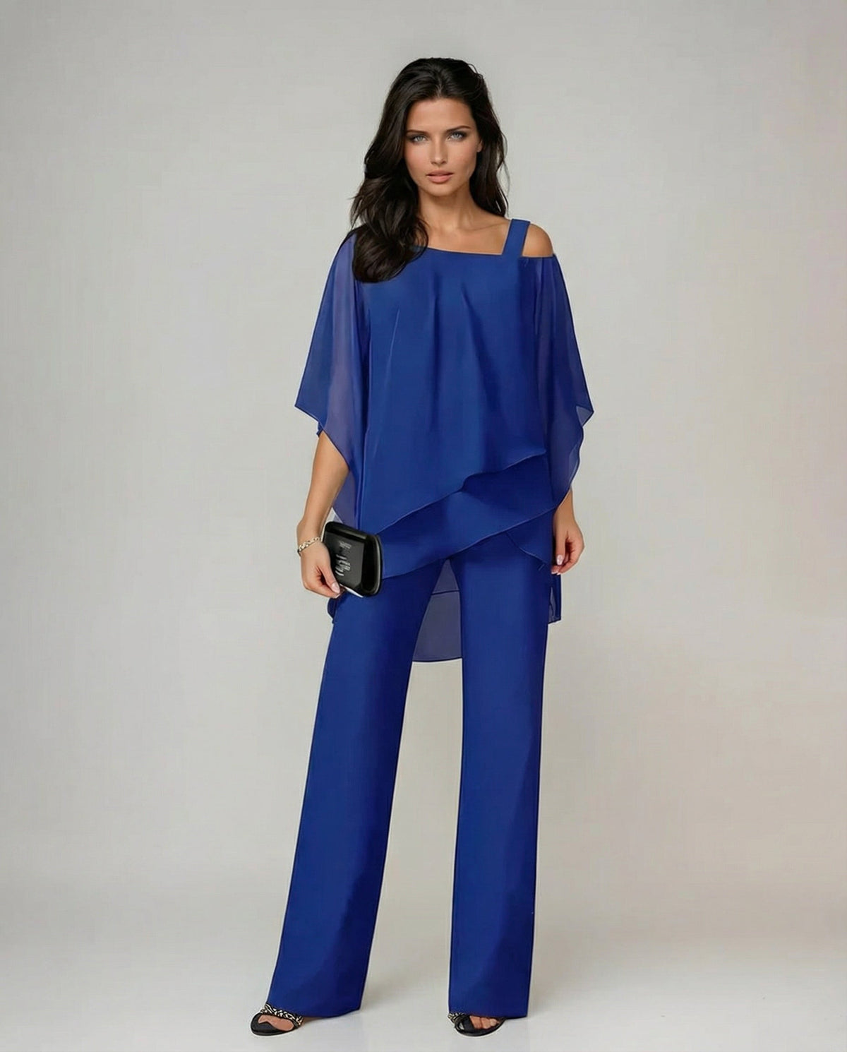 Loretta | Freedom and elegance in dressing